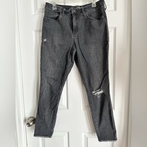 ☀️Universal thread black wash jeans☀️ *SOLD*